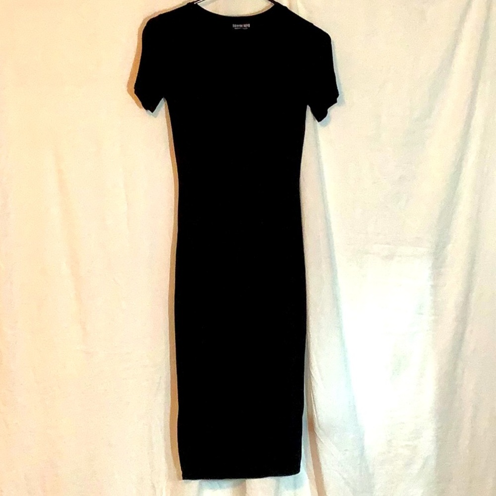 Fashion nova little black dress